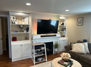 311 53rd St #1, Lindenhurst, NY 11757