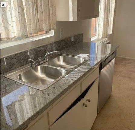 5th image of 6320 Whitsett Ave #26