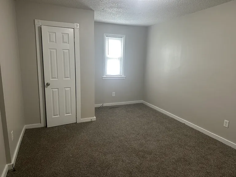 106 Juniper Ln — Photo 9