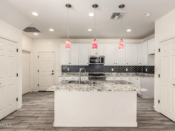 1712 S 82nd Pl, Mesa, AZ 85209