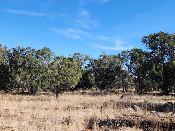129 Juniper Woods, Ash Fork, AZ 86320