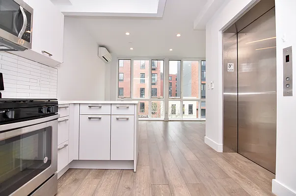 Rented by Bohemia Realty Group | media 1