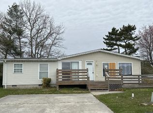 37 Anchor Way Dr, Berlin, MD 21811