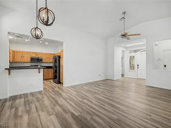 10512 Courtney Cove Ave, Las Vegas, NV 89144