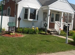 1692 Goddard Rd, Lincoln Park, MI 48146