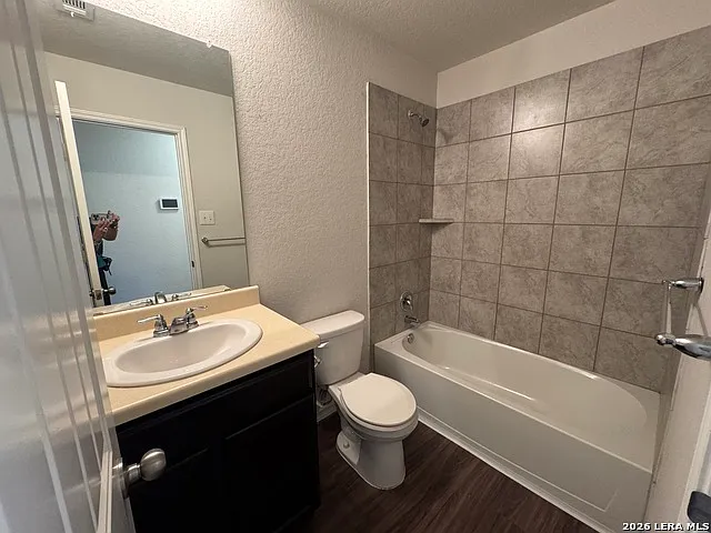 2523 Barbwire Way — Photo 8