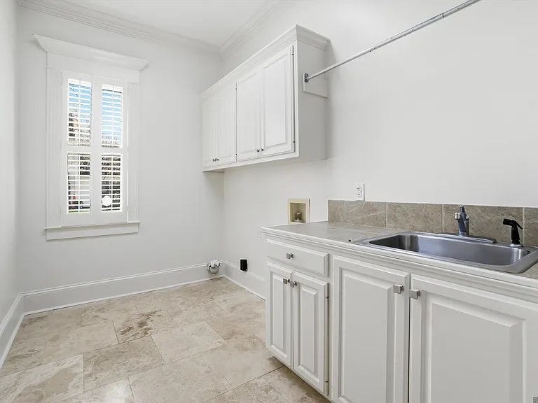 926 Crown Aly — Photo 23