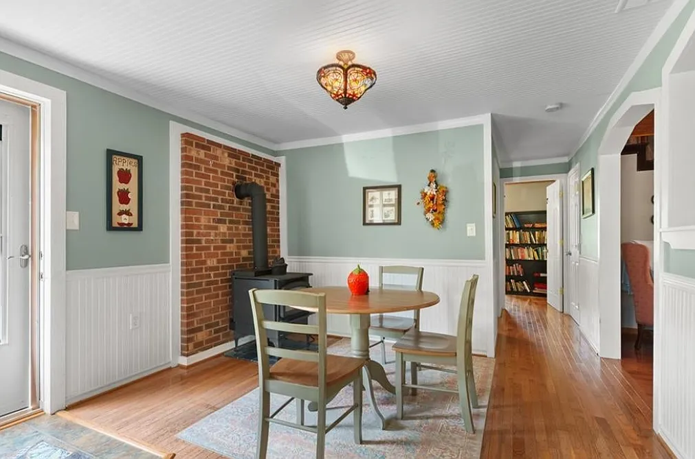 2 bed, 1105 sqft, $1,700 — Photo 4