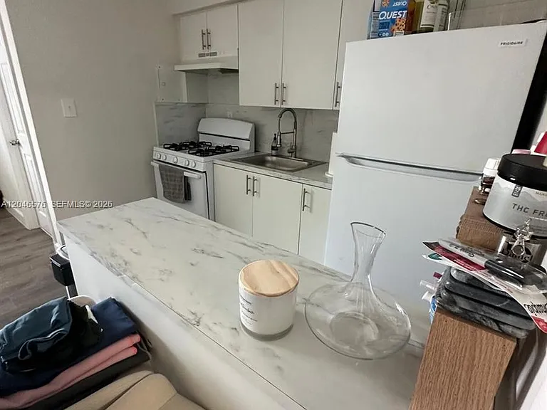 6805 SW 88th St #8 — Photo 6