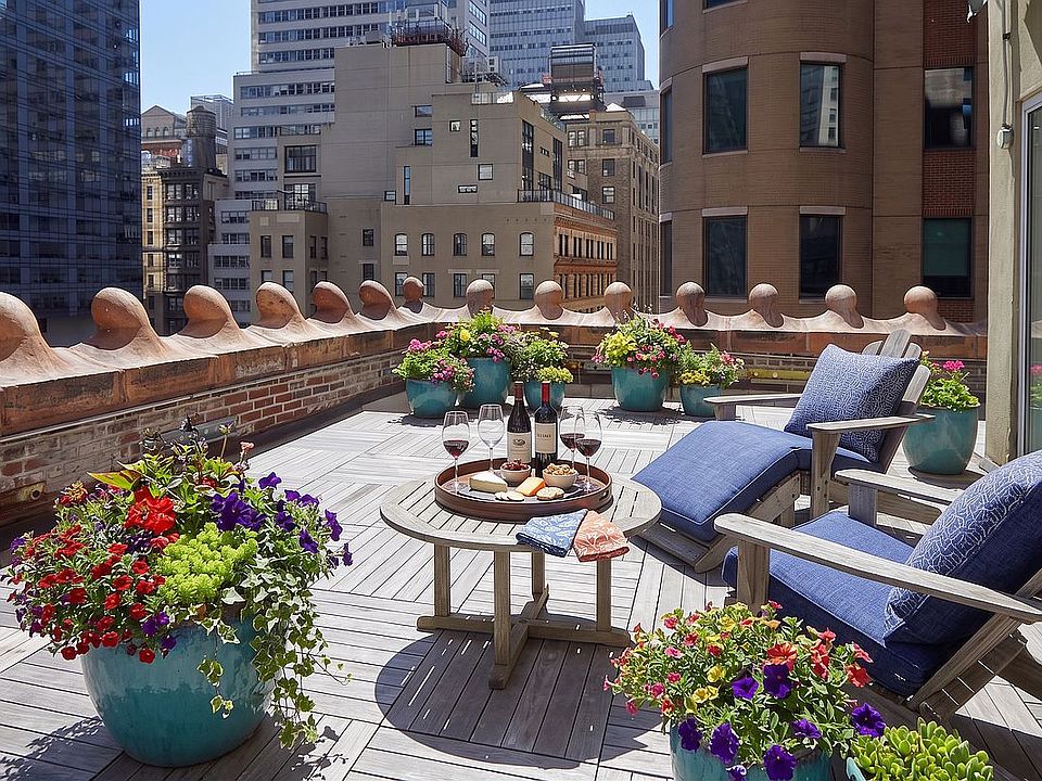 1st image of 65 Nassau St #Penthouse 11a