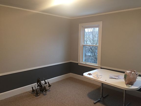 3rd image of 9 Wallace Pl