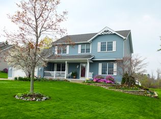 5184 Westbury Farms Dr, Erie, PA