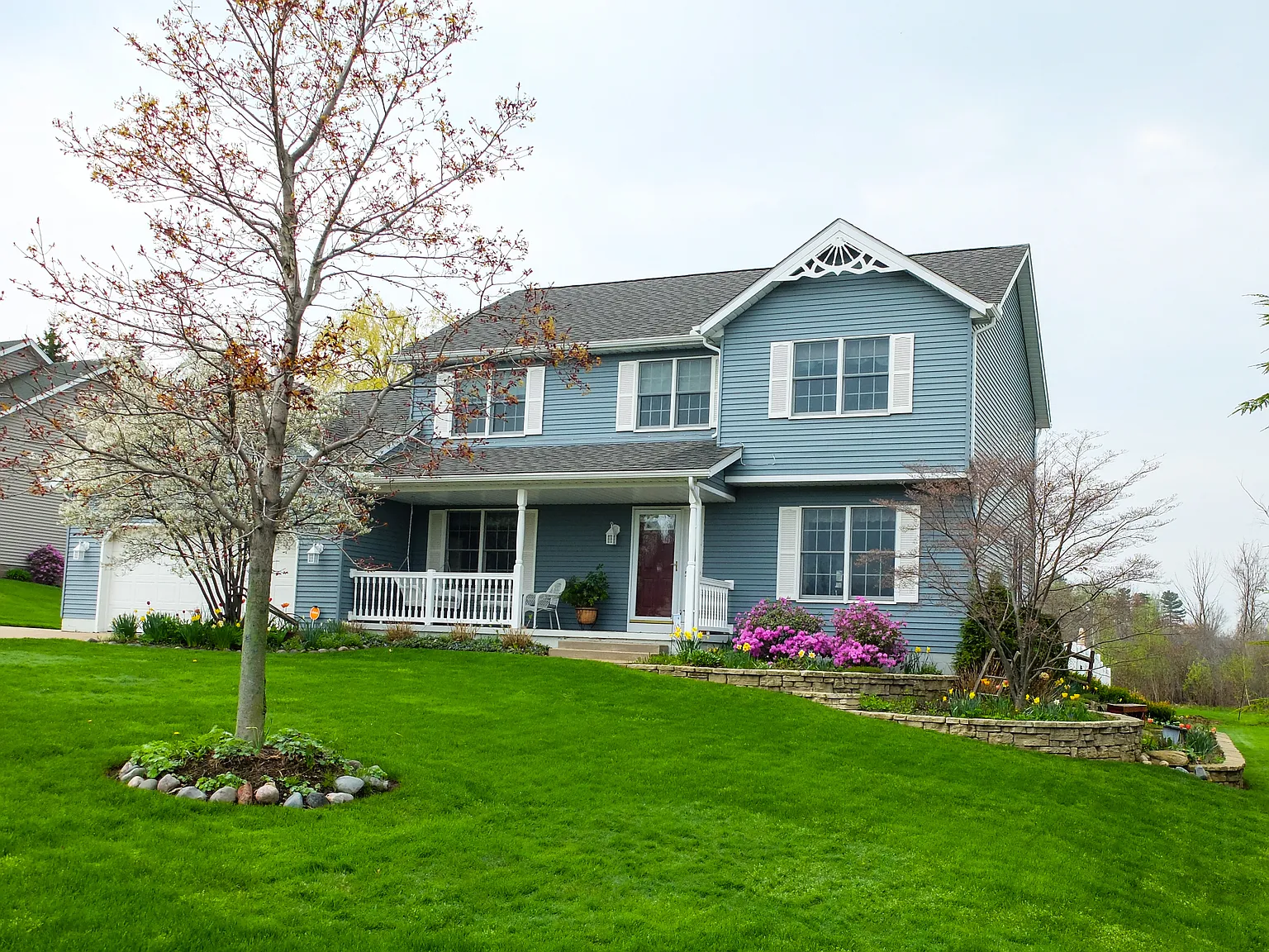 5184 Westbury Farms Dr photo 1