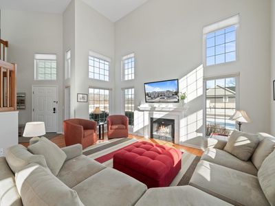 1853 Woodland CIRCLE #12-01, Lake Geneva, WI, 53147