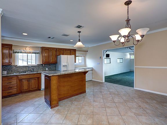 8439 Outland View Dr.