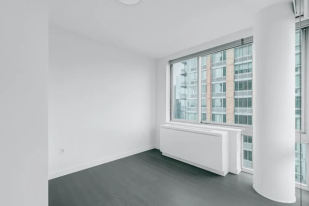 101 West End Avenue — Photo 3