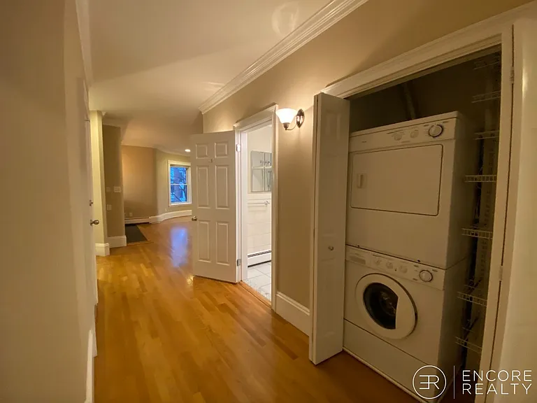 29 Longwood Ave #303 — Photo 18