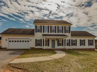 30 Dalewood Dr, Lexington, VA 24450