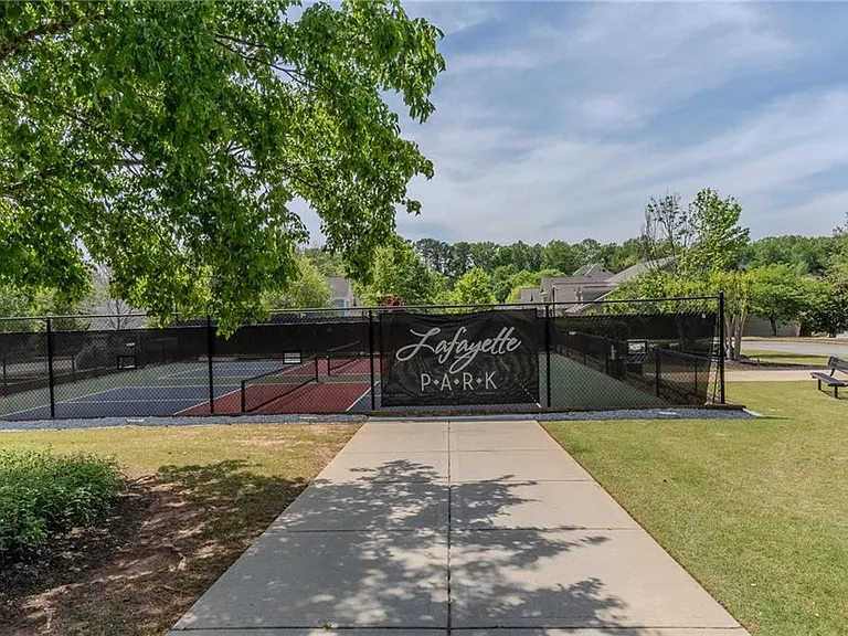 165 Mansfield Dr — Photo 29