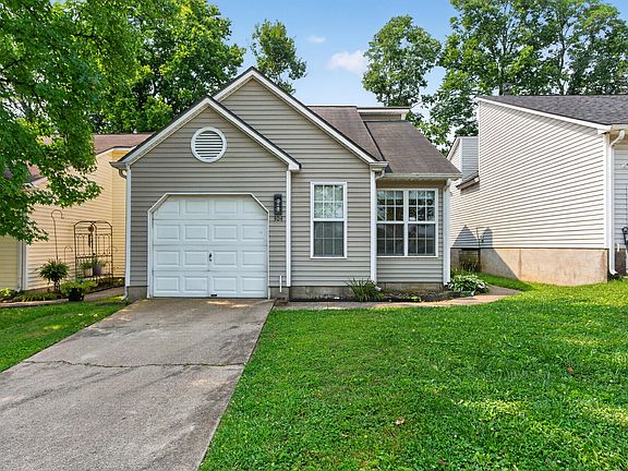 2nd image of 304 Bradford Colony Dr