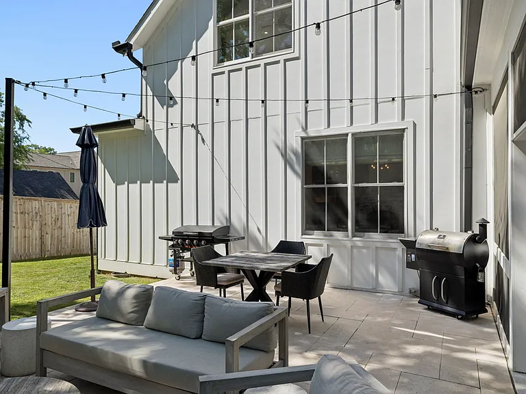 2203 Hobbs Rd — Photo 77