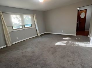 1033 Windsor Rd, Terre Haute, IN 47802