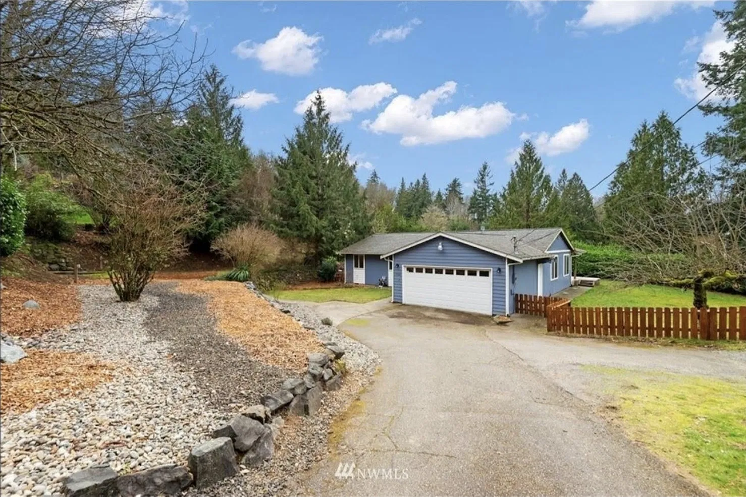 3 bed, 1288 sqft, $2,895 — Photo 1