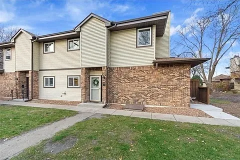 320 Ford Rd #7 — Photo 10