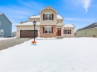 N48W15359 Aster Ct, Menomonee Falls, WI 53051
