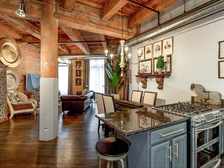 2310 S Canal St #412 — Photo 11
