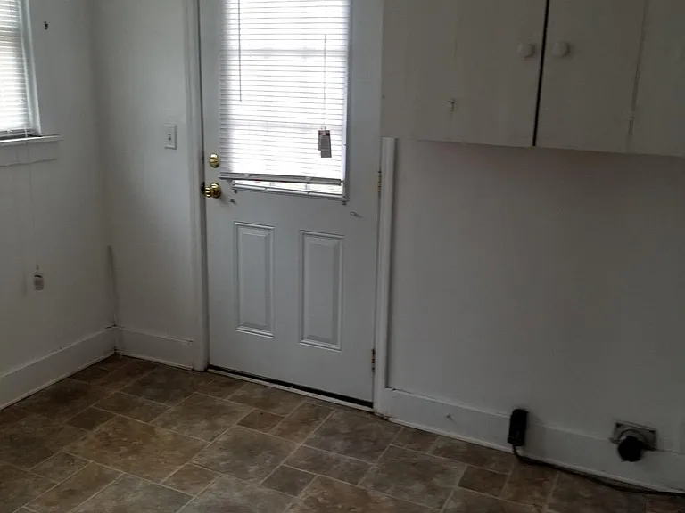 71 Downs Ln — Photo 9