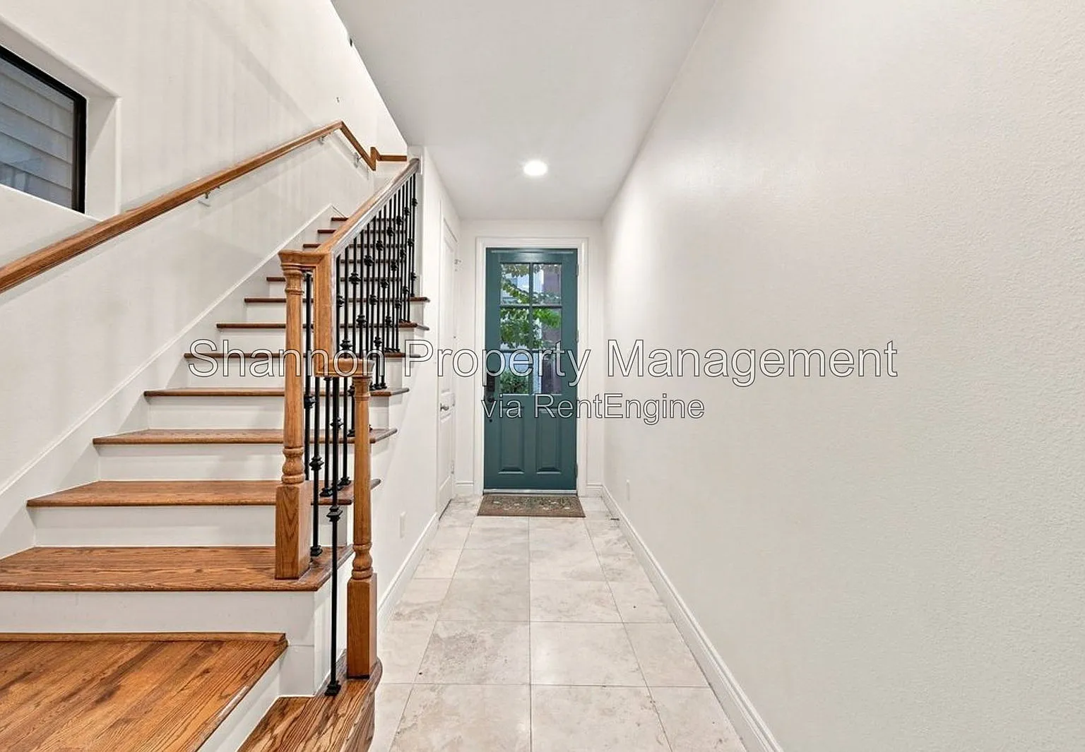3 bed, 3.5 bath, 2498 sqft, $3,095 — Photo 3