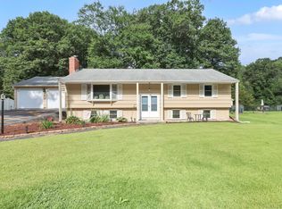 14 Ridge Rd, Enfield, CT 06082