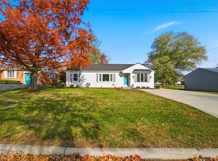 242 E Yates Ave, Findlay, OH 45840