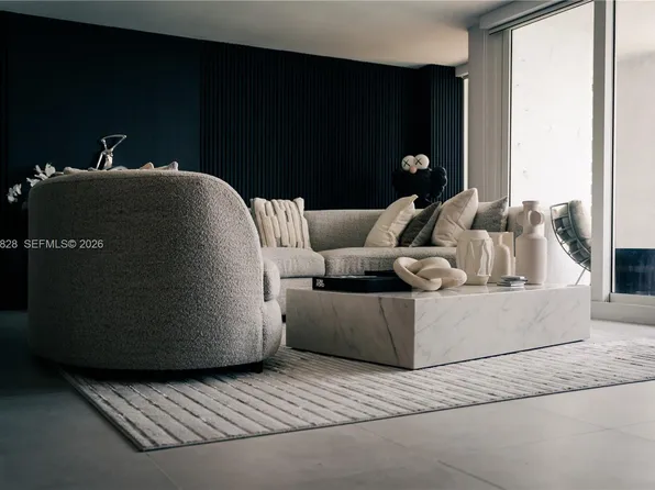 1717 N Bayshore Dr #D-3940, Miami, FL 33132