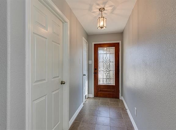 4th image of 9029 Sun Haven Way