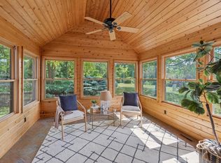 1645 Legend Hill Ln, Waukesha, WI 53189