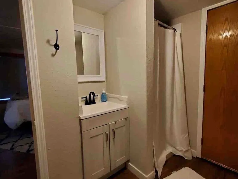 528 SW 33rd St — Photo 14