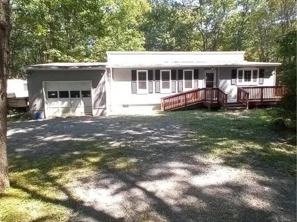 226 Wild Creek Dr, Jim Thorpe, PA 18229