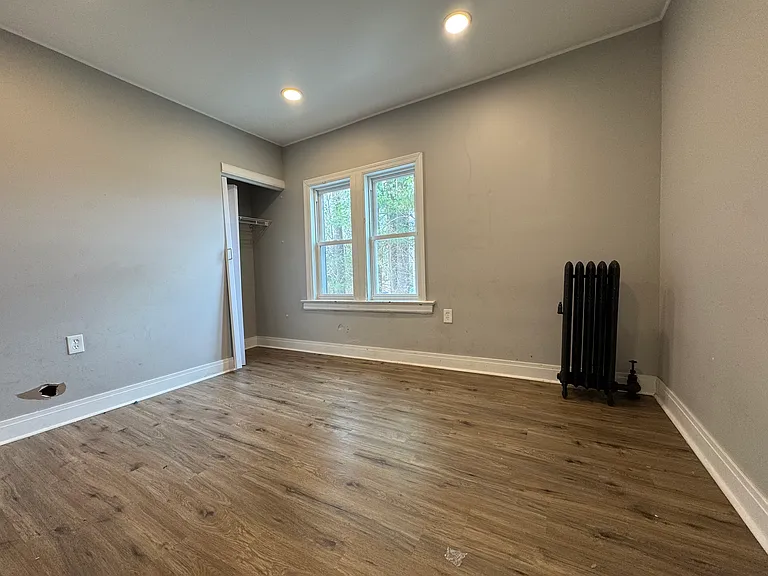 454 N Main St #3 — Photo 3