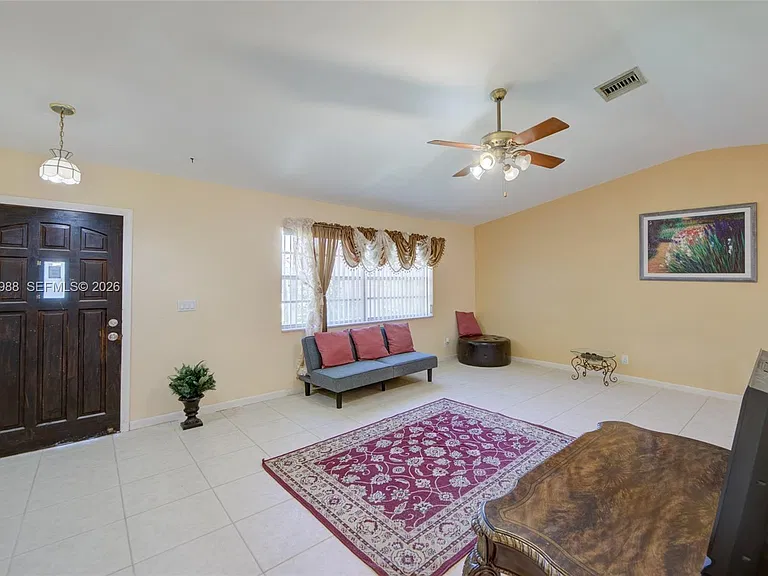 9039 NW 21st Ct — Photo 8