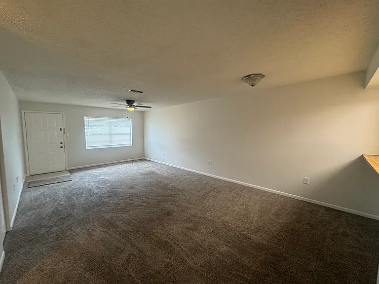 5600 59th Way N #5602 — Photo 16