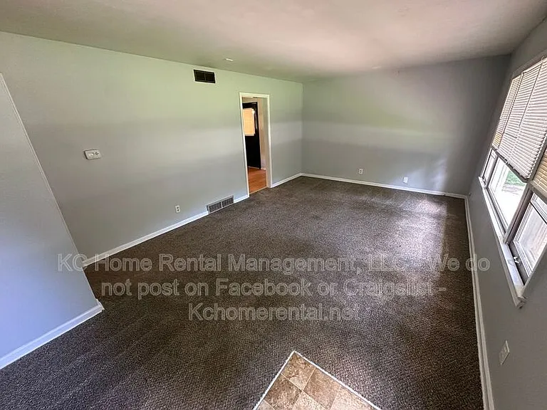 5160 Halsey St — Photo 10