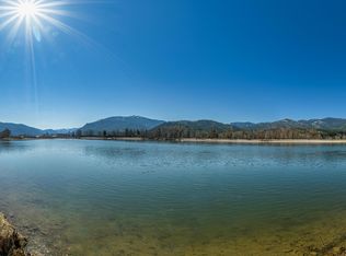 17 River Runs Ct, Plains, MT 59859