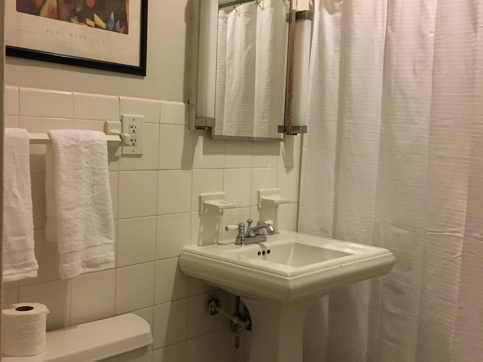 2 bed, 1250 sqft, $2,150 — Photo 2