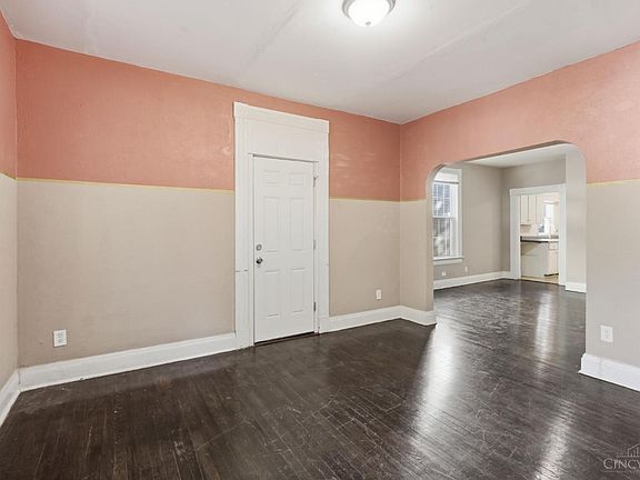 5th image of 409 Franklin St