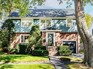 32 Glendale Rd, Marblehead, MA 01945