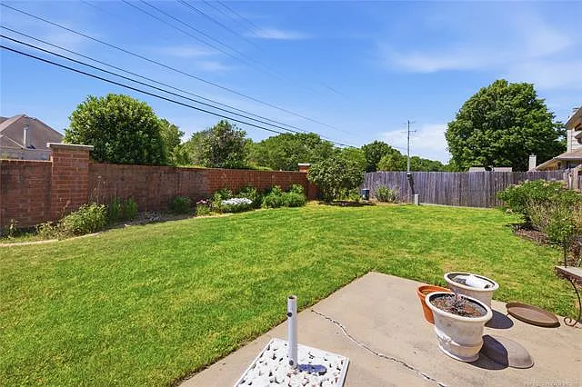3827 W Galveston Pl — Photo 15