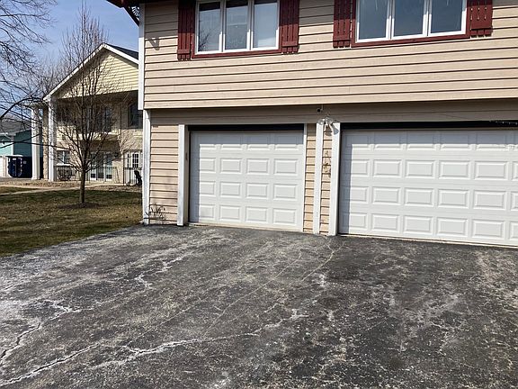 Single bay garage on left is an optional item. Cost $125.00 per month.