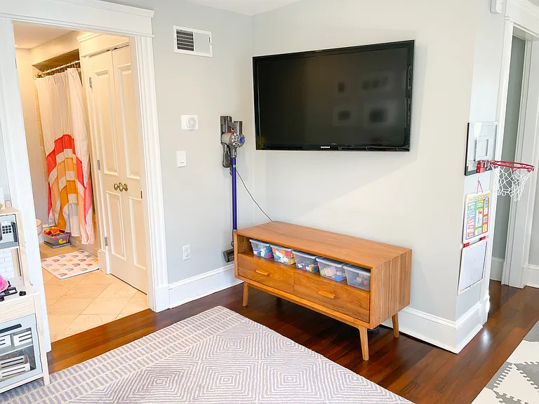 40 Sawyer Ave — Photo 9